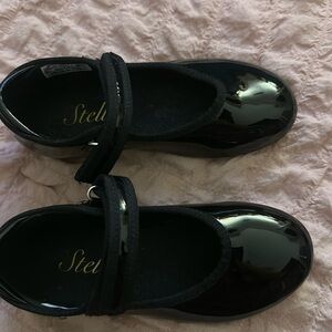 NWT Stelle Tap Shoes for Girls Boys Dance Shoes Size 10